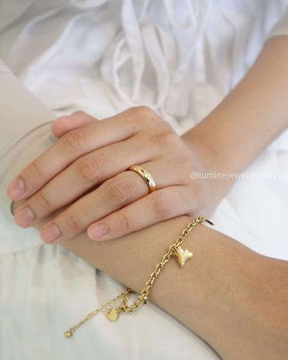 Simplicity Gold Ring