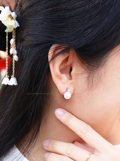 Natural Freshwater Pearl Zirconia Stud