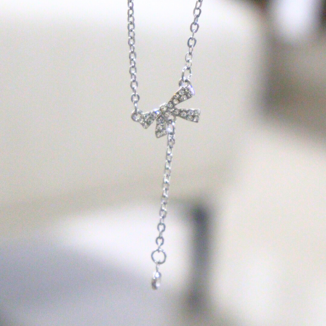 Silver Bowknot Teardrop Necklace