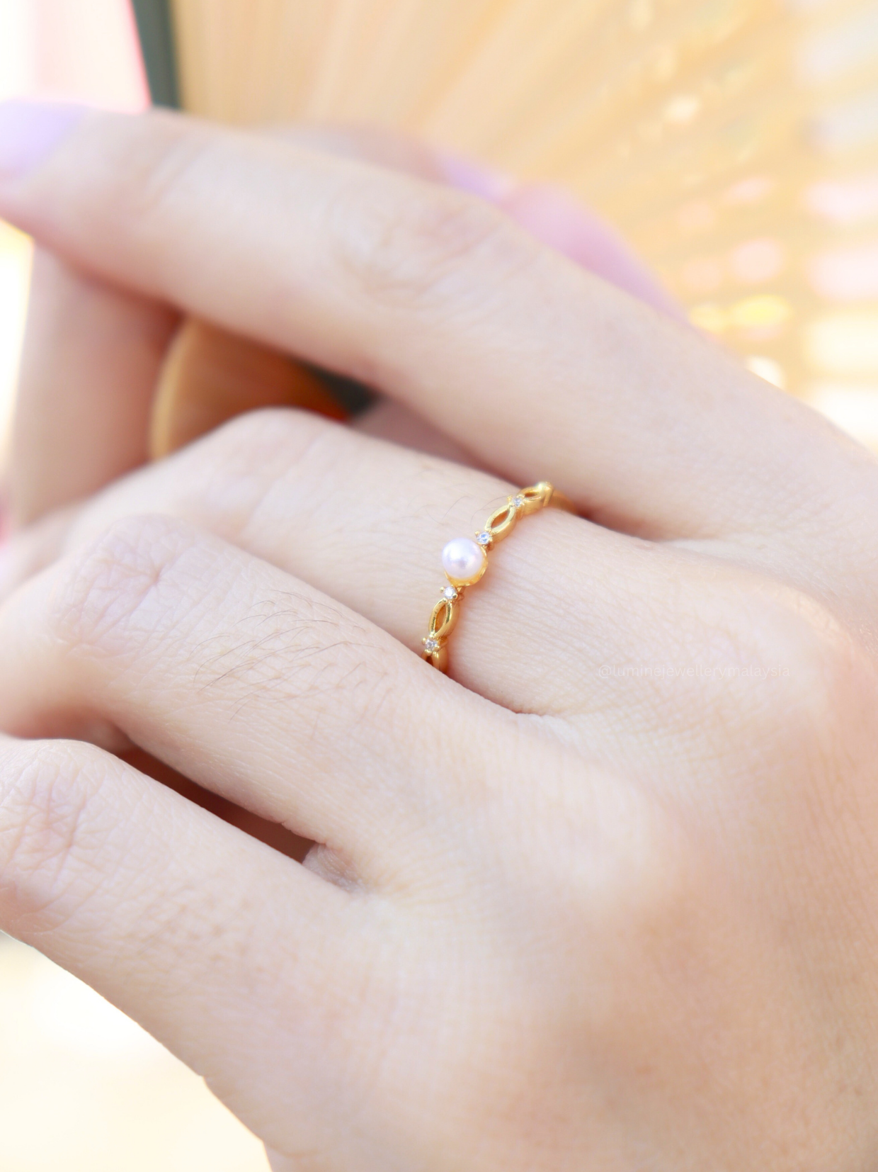 Gold Lace Pearl Ring