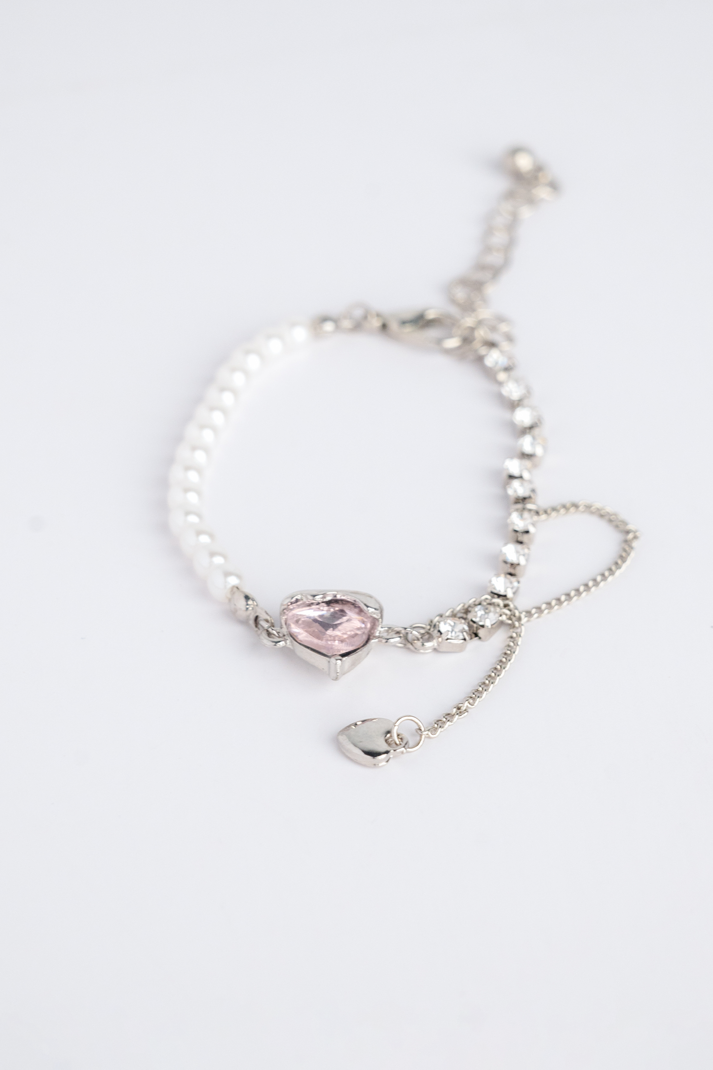 Peachy Sweetheart Pearl Bracelet