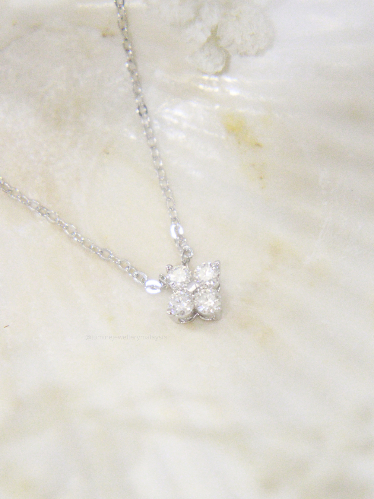 Lucky Clover Moissanite Necklace with Cert (GRA Certified Moissanite | S925)