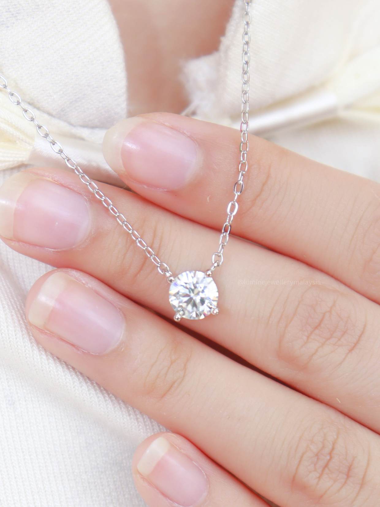 Classic Four Prong Moissanite Necklace with Cert (GRA Certified Moissanite | S925)