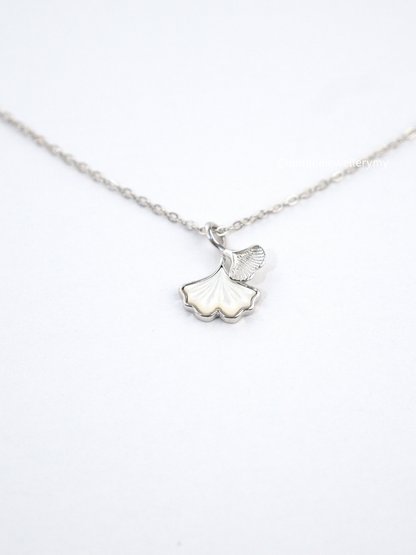Everlasting Ginkgo Pendant
