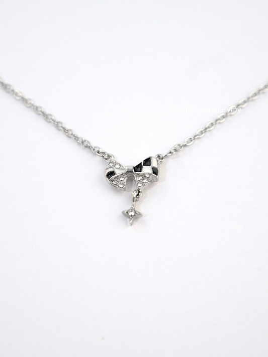 Black & White Chic Bow Necklace