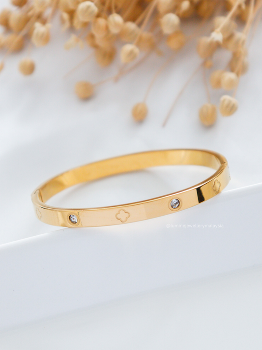 Luck in Clover Zirconia Bracelet
