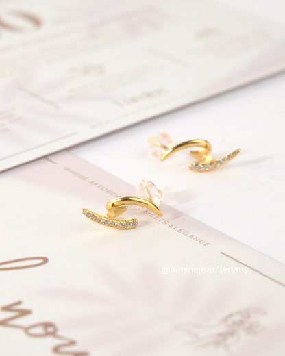 Lunar Curve Studs