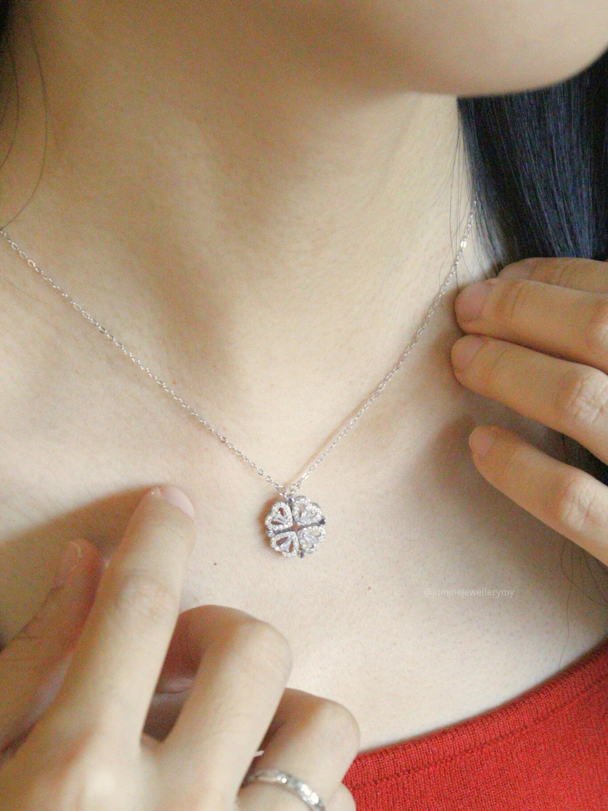 Foldable Lucky Clover Necklace