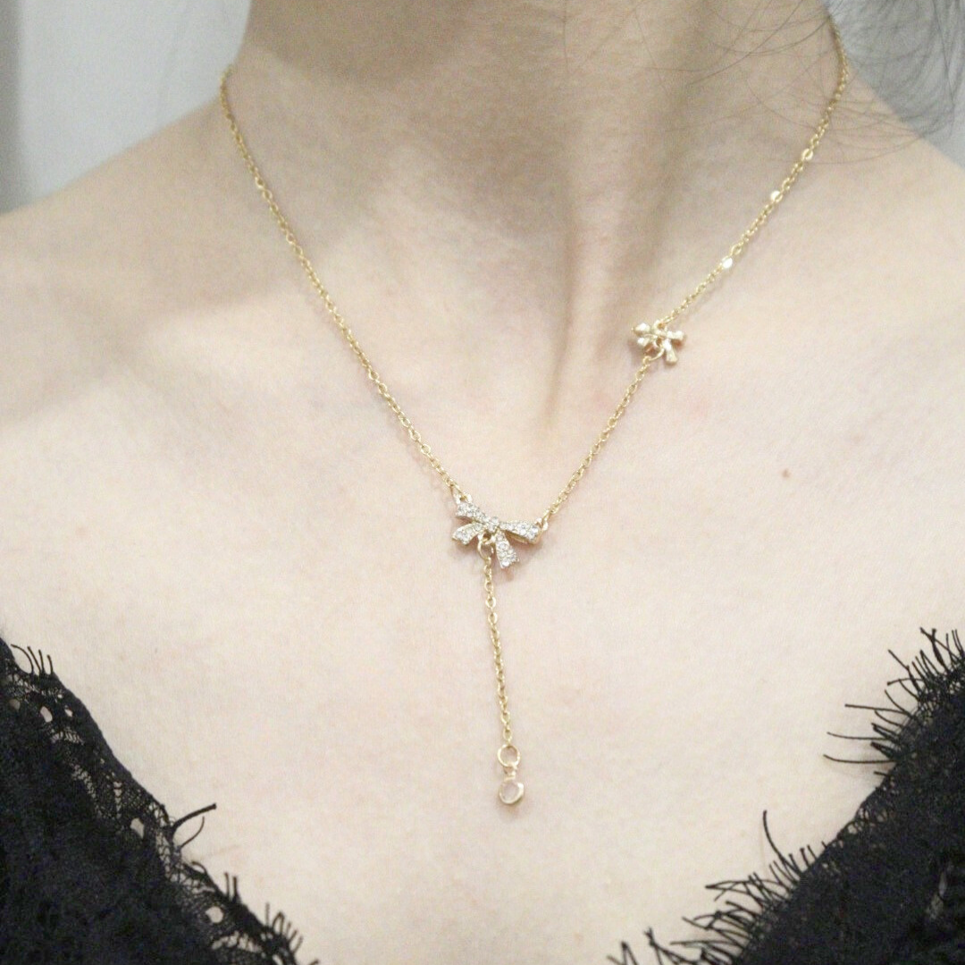 Gold Bowknot Teardrop Necklace