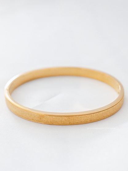 Matte Bracelet