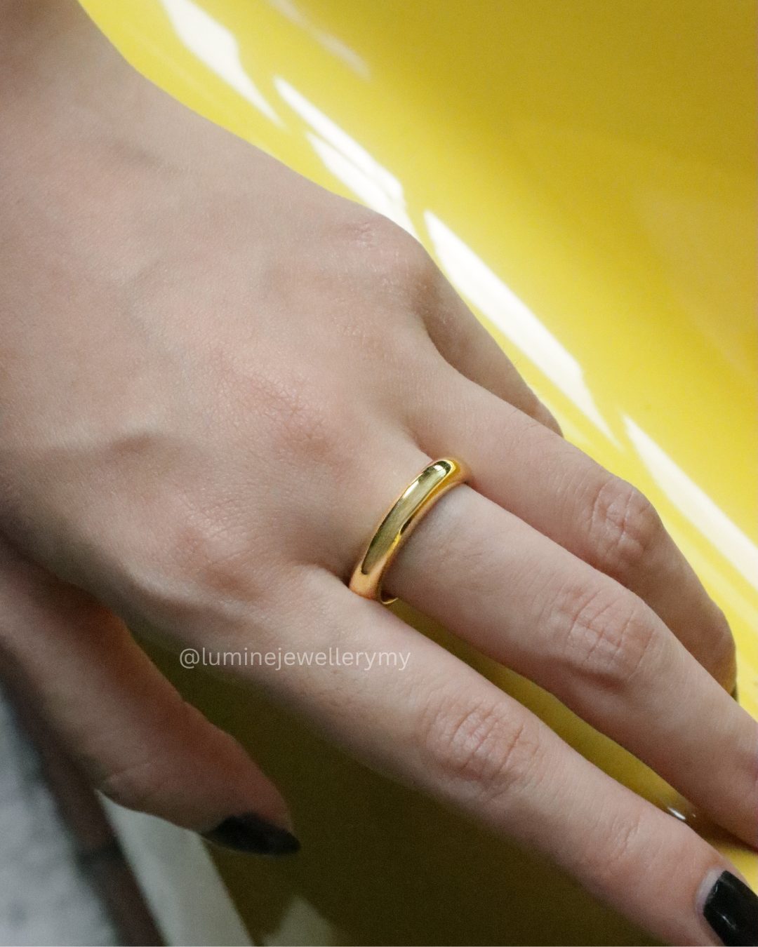 Simplicity Gold Ring