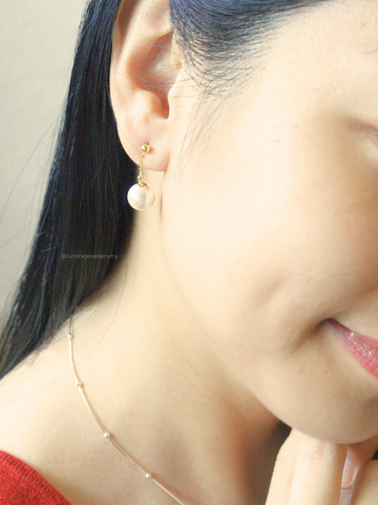 Vintage Pearl Earring