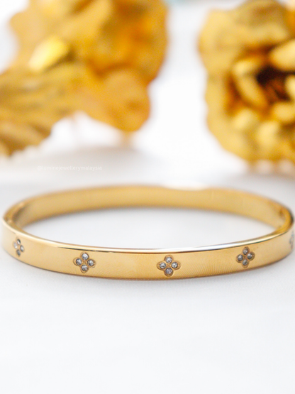 Zirconia Lucky Clover Bracelet