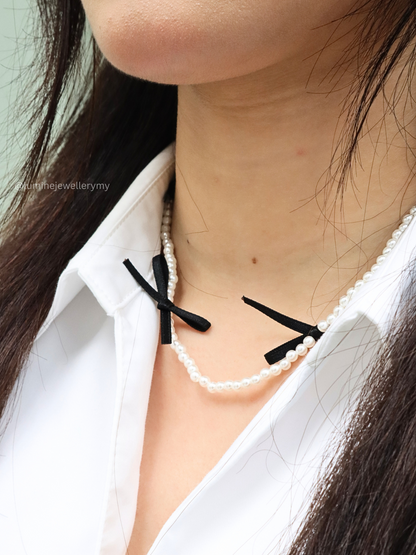 Korean Black Lace Pearl Choker