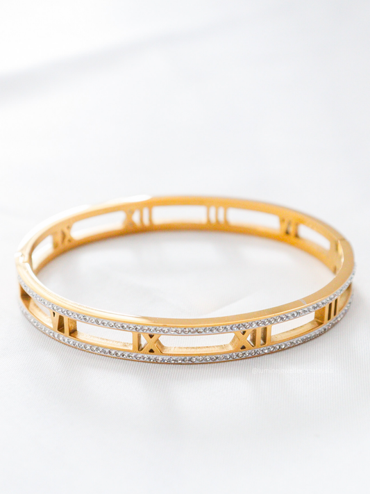 Hollow Rome Alphabet Zirconia Bracelet