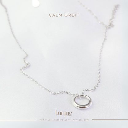 Calm Orbit Necklace