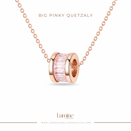 Big Pinky Quetzaly Necklace