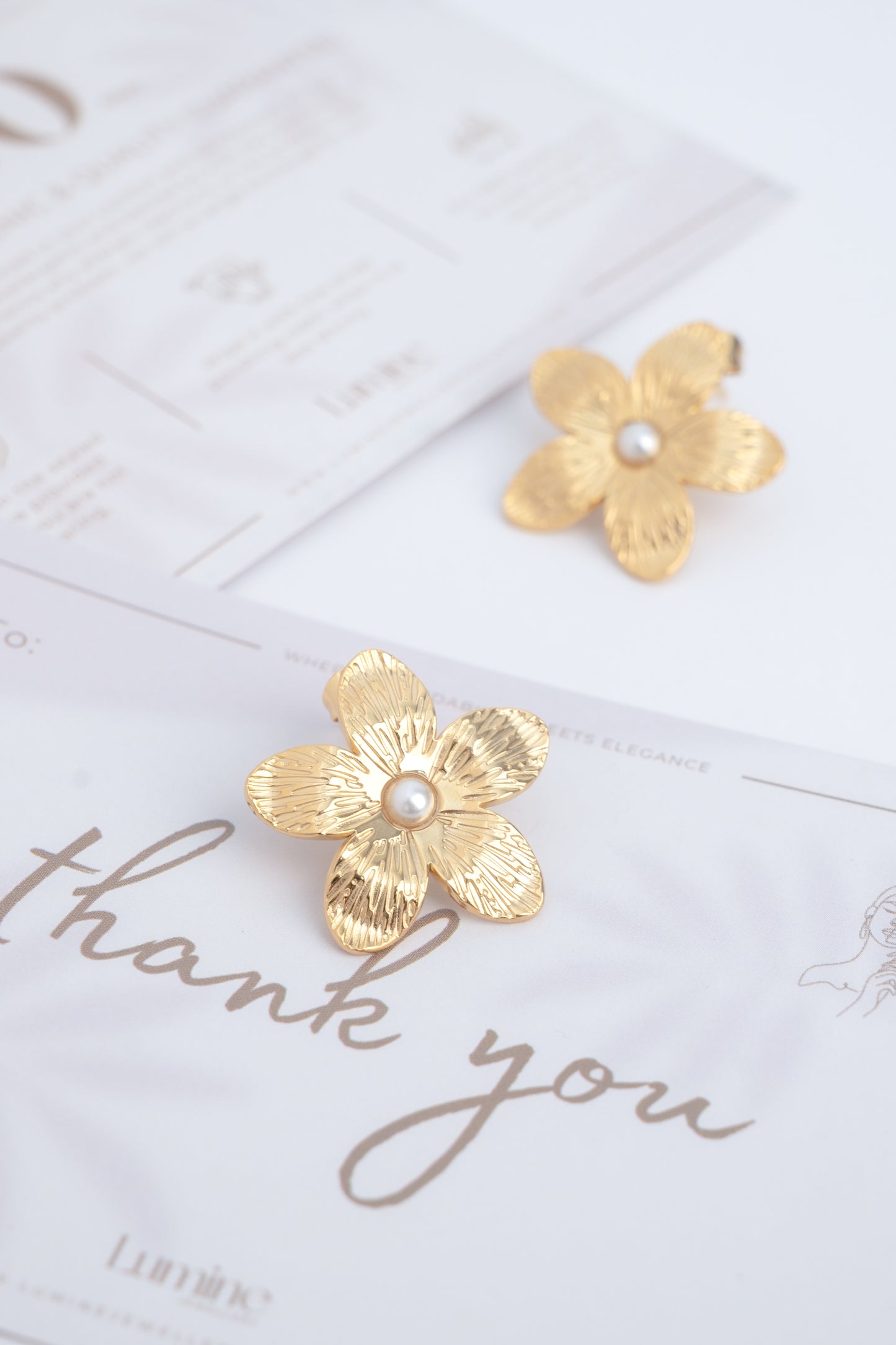 Flower Striped Earrings With Pearl