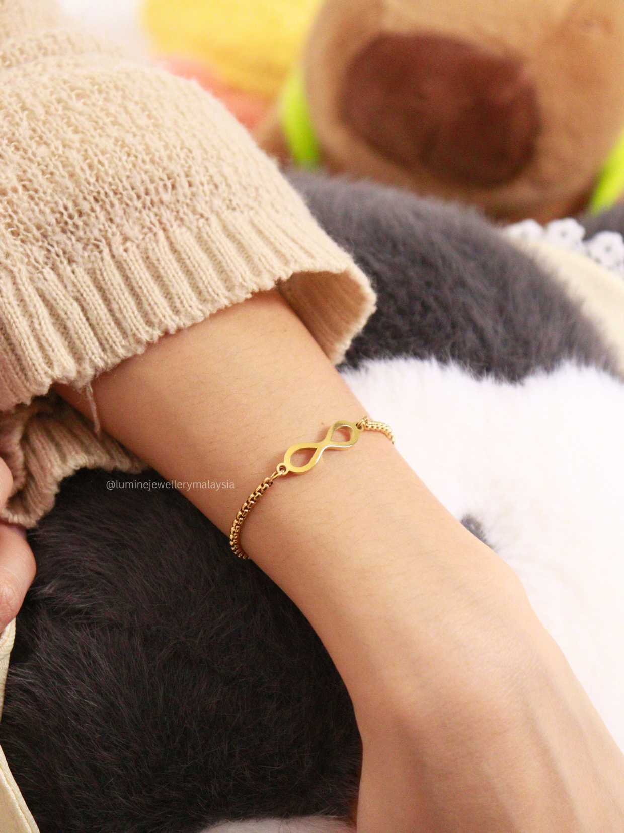 Gold Infinity Bracelets (Adjustable)