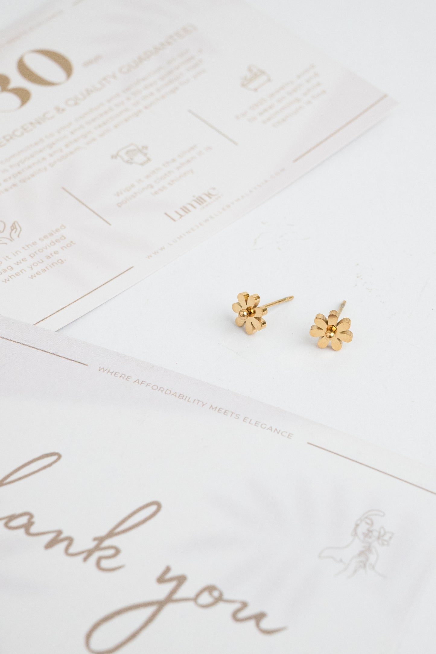 Golden Daisy Earring