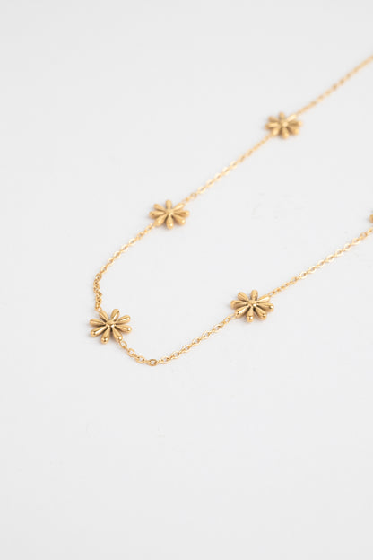 Golden Chrysanthemum Necklace