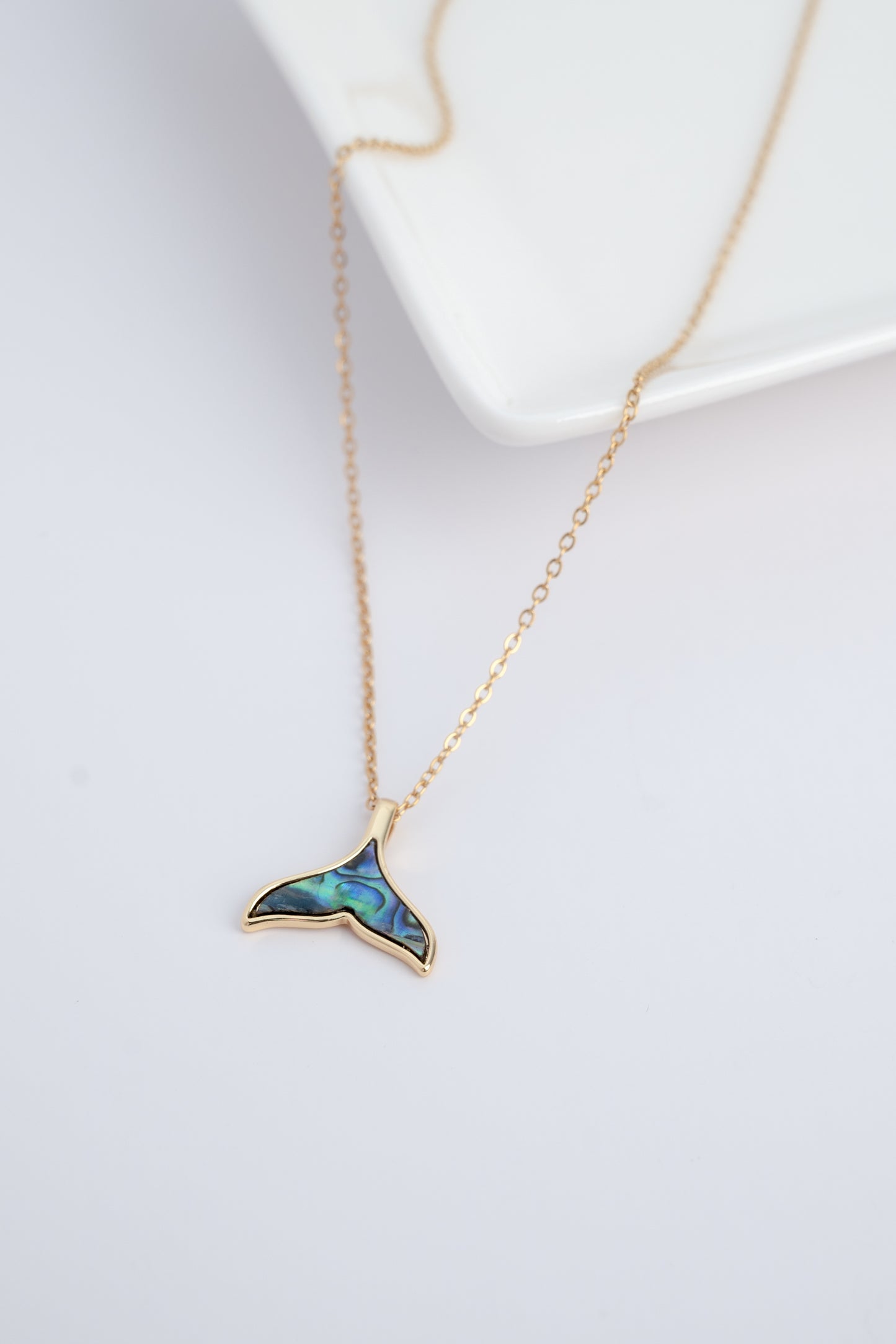 Gold Shell Mermaid Tail Necklace