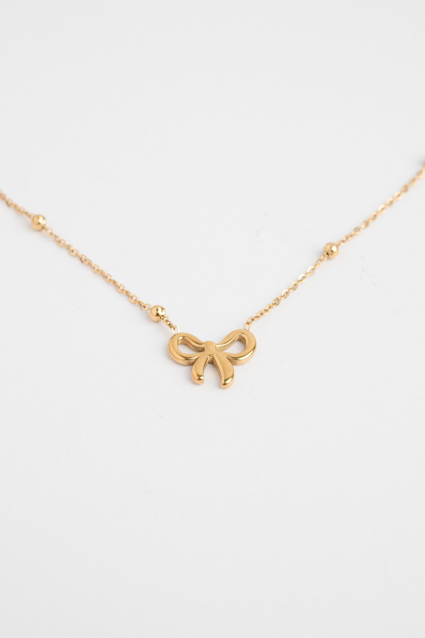 Gold Dainty Bow Elegance Necklace (在逃公主蝴蝶结项链)