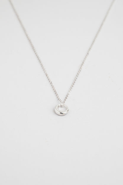 Minimalist Geometric Circle Necklace