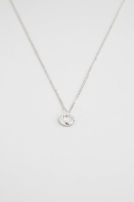 Minimalist Geometric Circle Necklace