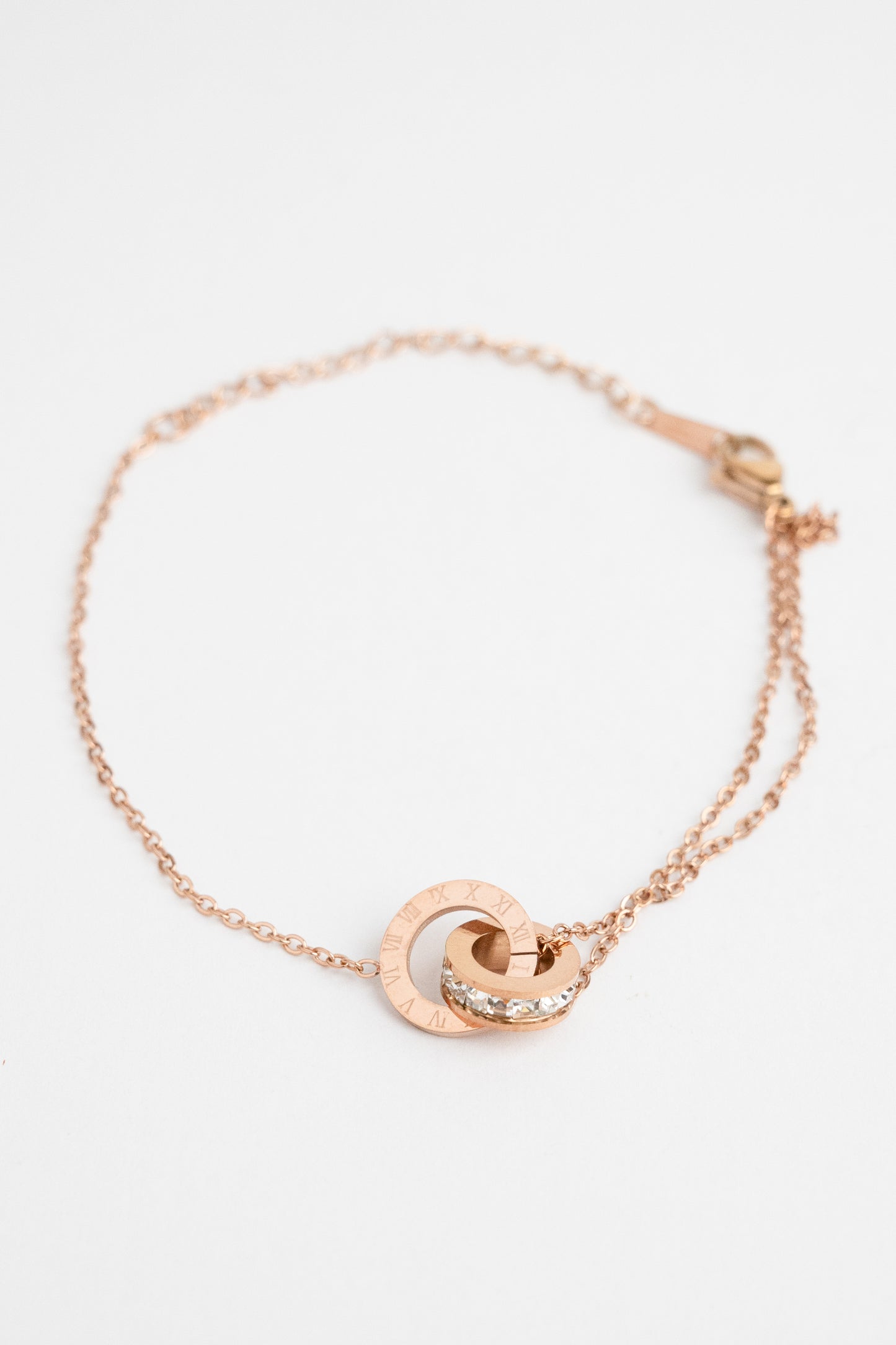 Rose Gold Roman Elegance Bracelet