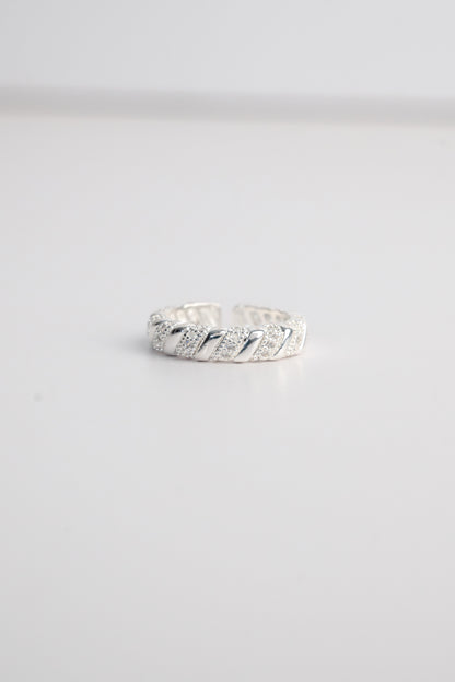 Twisted Diamond Ring