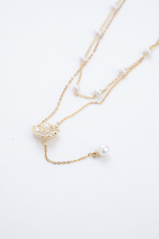 Shinny Rose Pearl Tassel Necklace