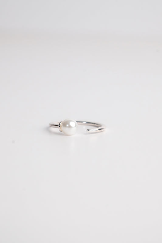 Simple Open Pearl Ring