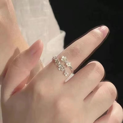 Small Blooming Flower Ring