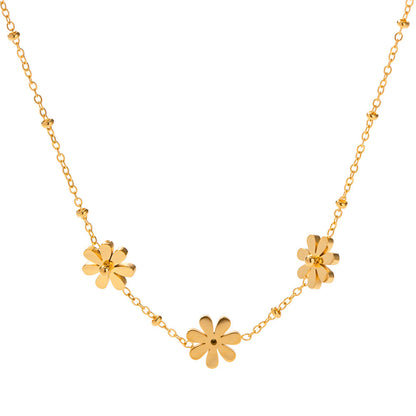 Sunlit Daisy Necklace