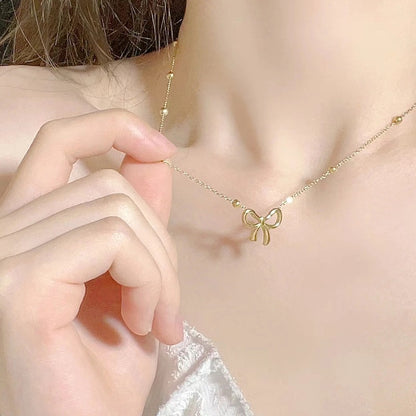 Gold Dainty Bow Elegance Necklace (在逃公主蝴蝶结项链)