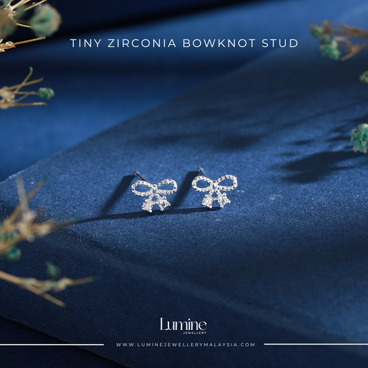 Tiny Zirconia Bowknot Studs