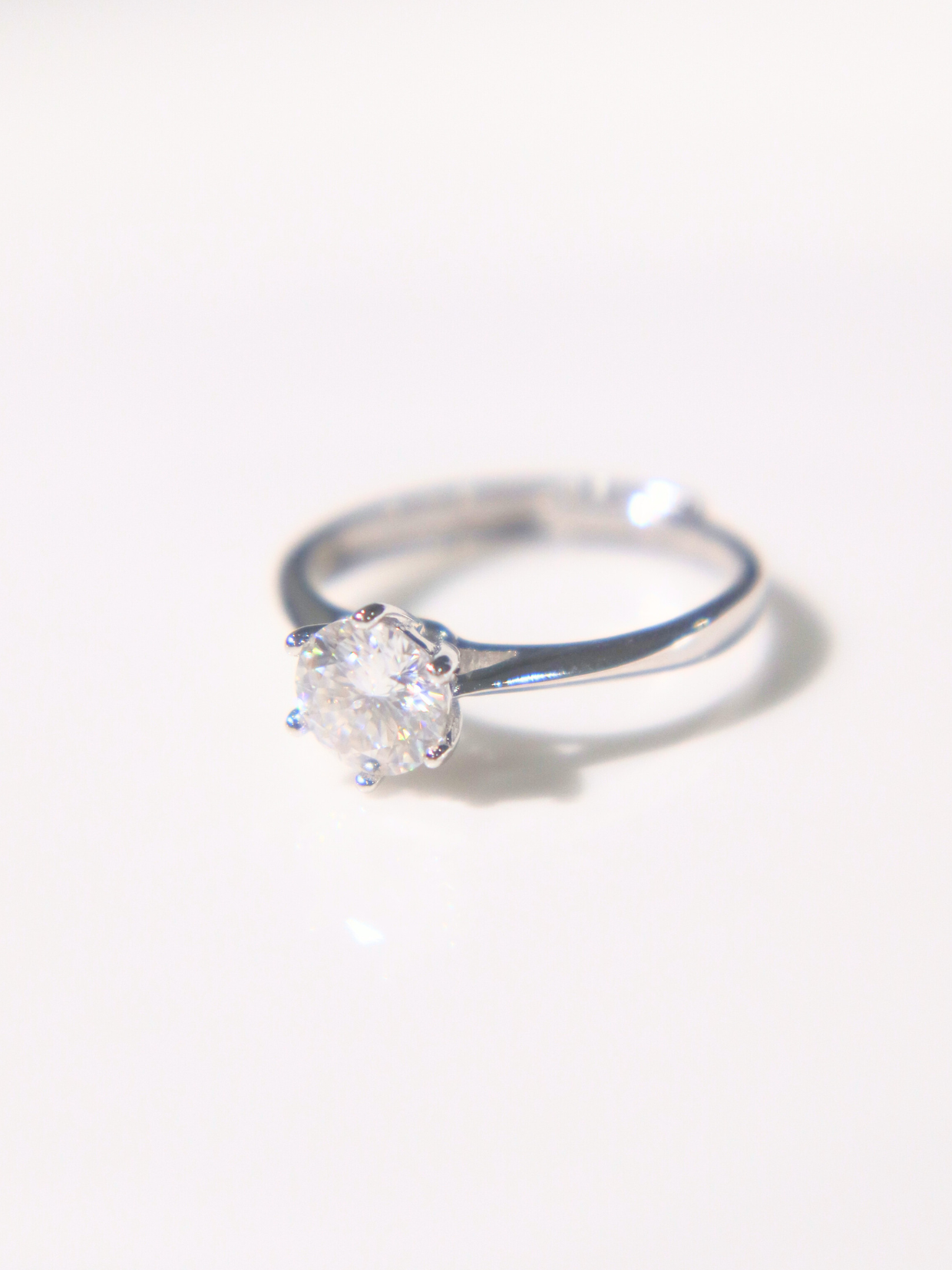 Classic Six Claw Moissanite Diamond Ring (With Cert)