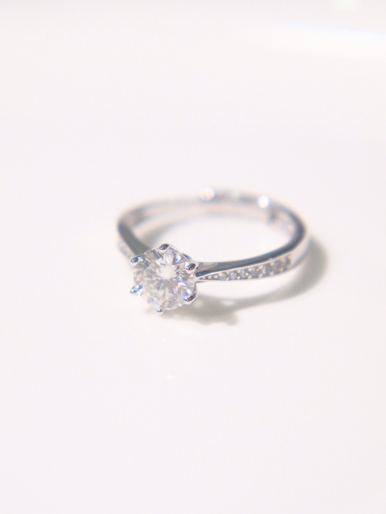 Serenity Moissanite Diamond Ring (With Cert)