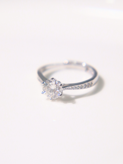 Serenity Moissanite Diamond Ring (With Cert)