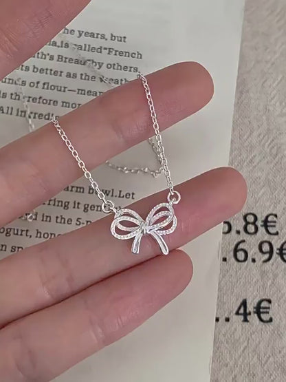 Layered Bow Necklace (双层蝴蝶结项链)